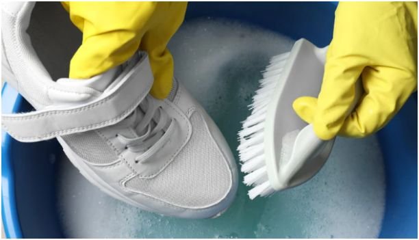 How Do You Clean Sneakers Without Damaging Them?