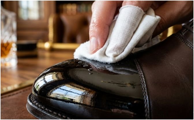 How To Achieve a Mirror Shine