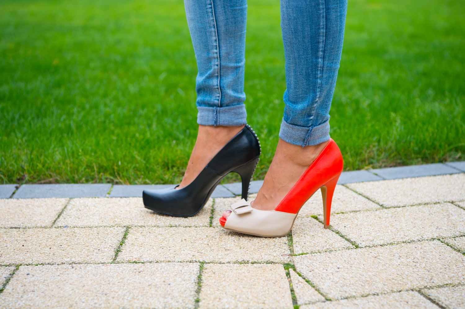 Can the Wrong Shoes Make Ankle Pain Worse?
